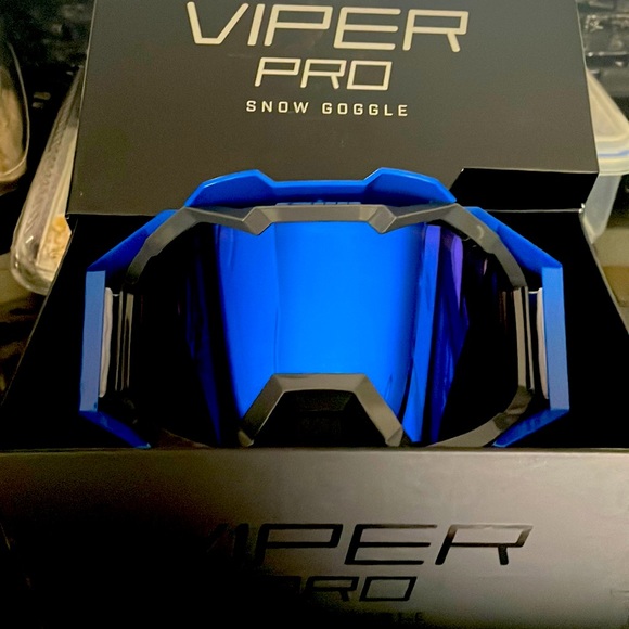viper pro Other - Viper Pro Brand New in box snow goggles